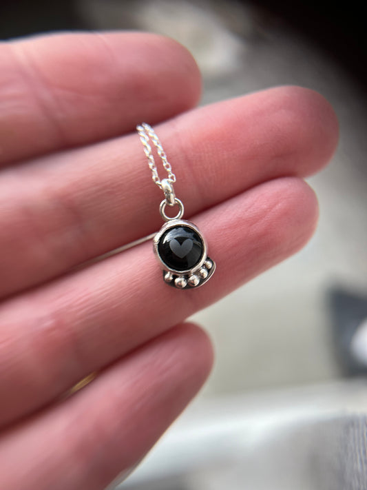 round onyx heart necklace