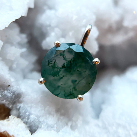 moss agate round necklace