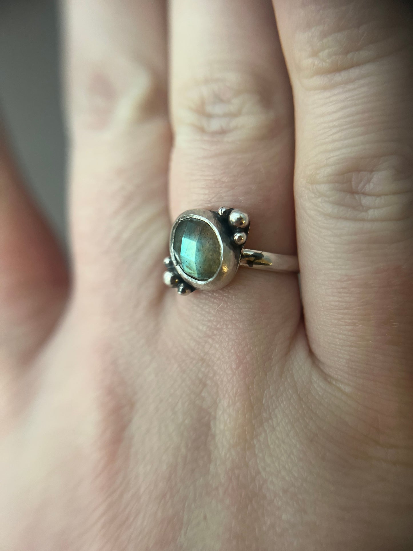 labradorite oval ring