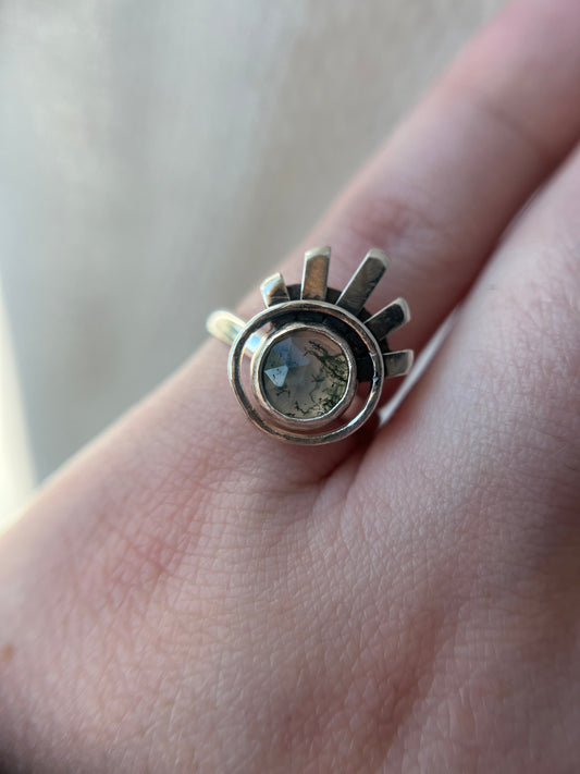 moss agate round centered rays ring